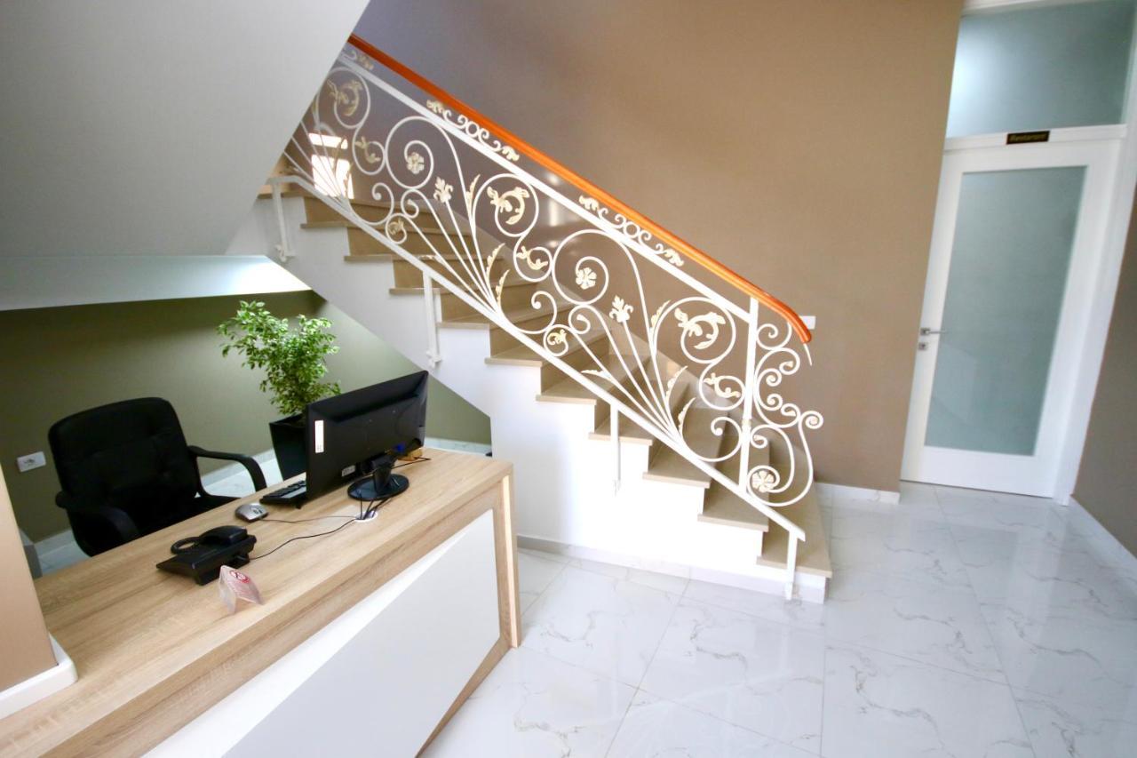 Eljos Hotel Fushe-Kruje Luaran gambar