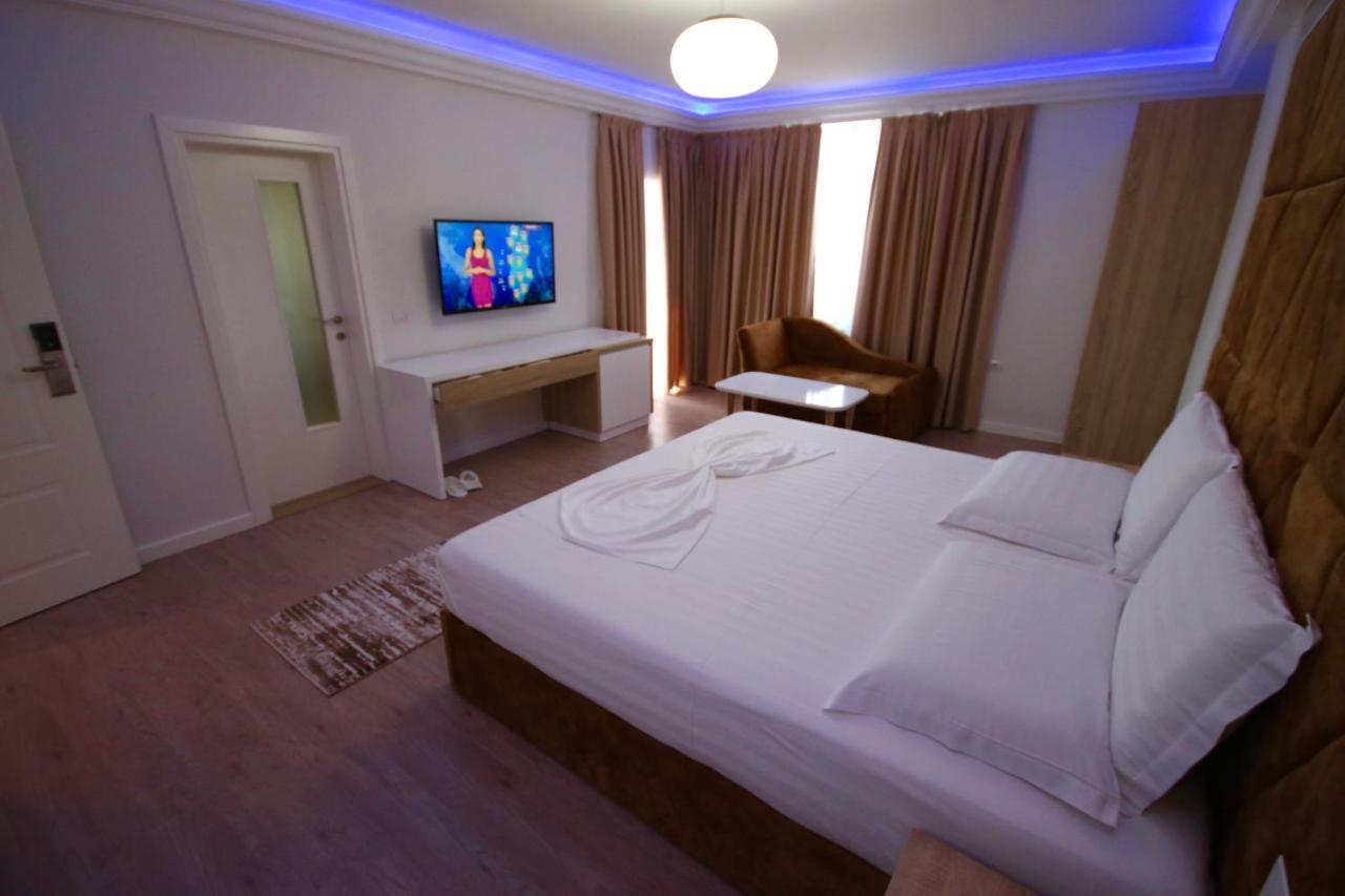 Eljos Hotel Fushe-Kruje Luaran gambar