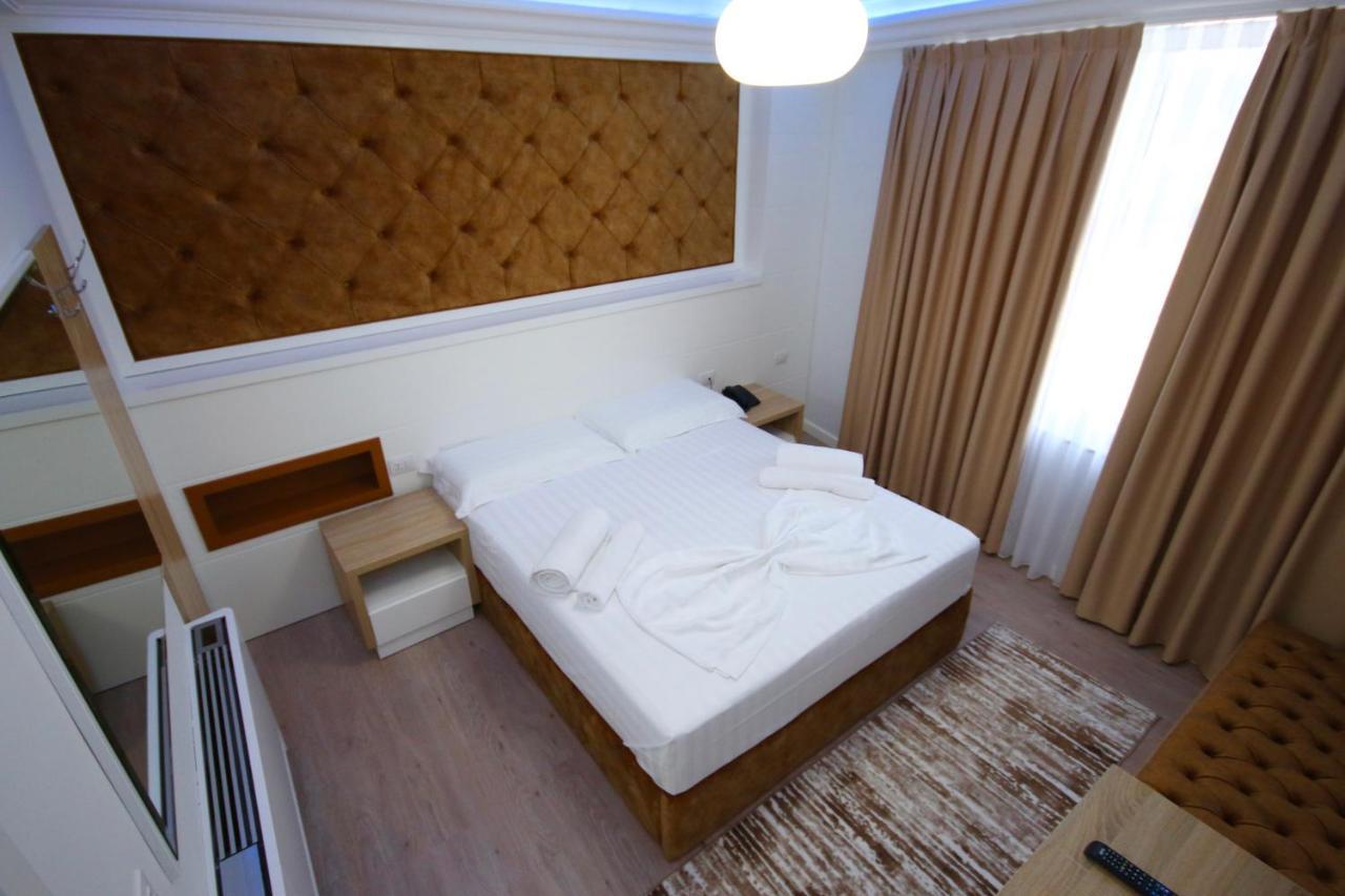 Eljos Hotel Fushe-Kruje Luaran gambar